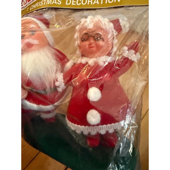 Vintage Flocked Dancing MR & MRS SANTA CLAUS Unused Original Package - Picture 3 of 7